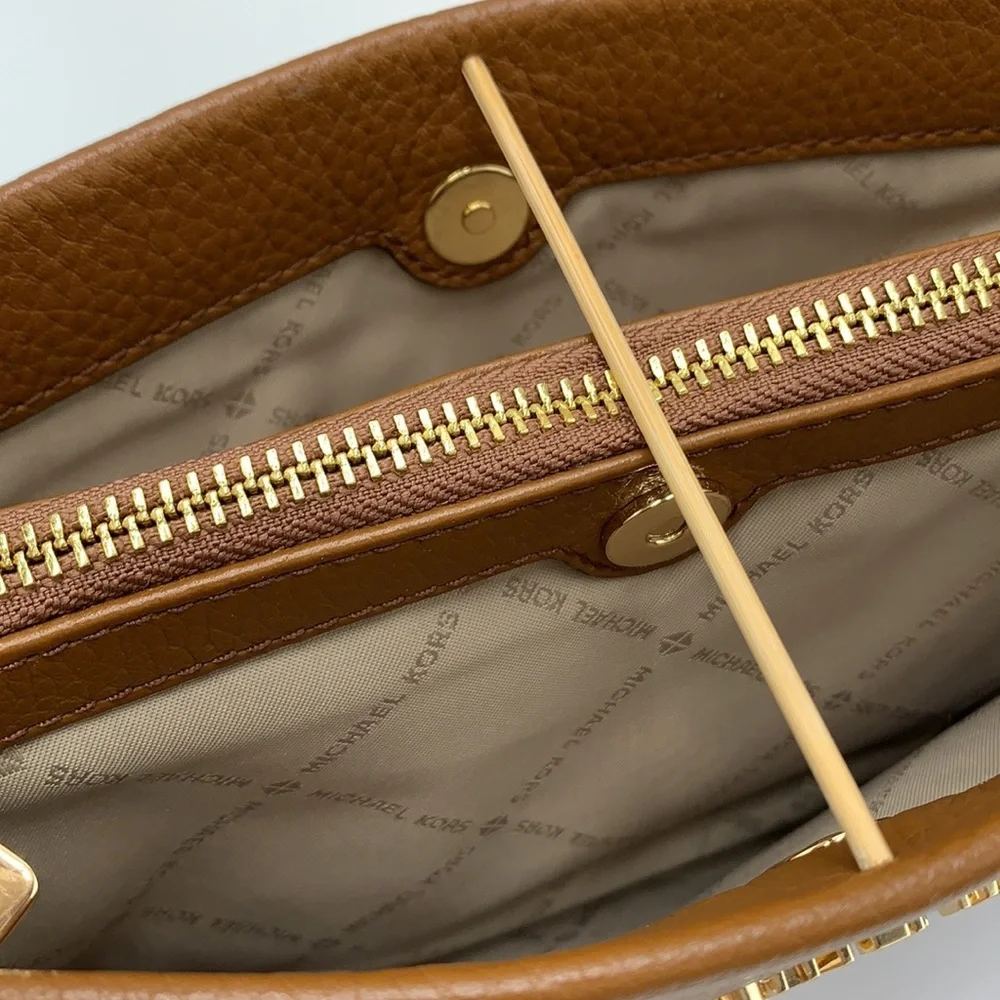 MICHAEL KORS LARGE TRIPLE XBODY BAG LUGGAGE COLOR - Picture 11 of 16